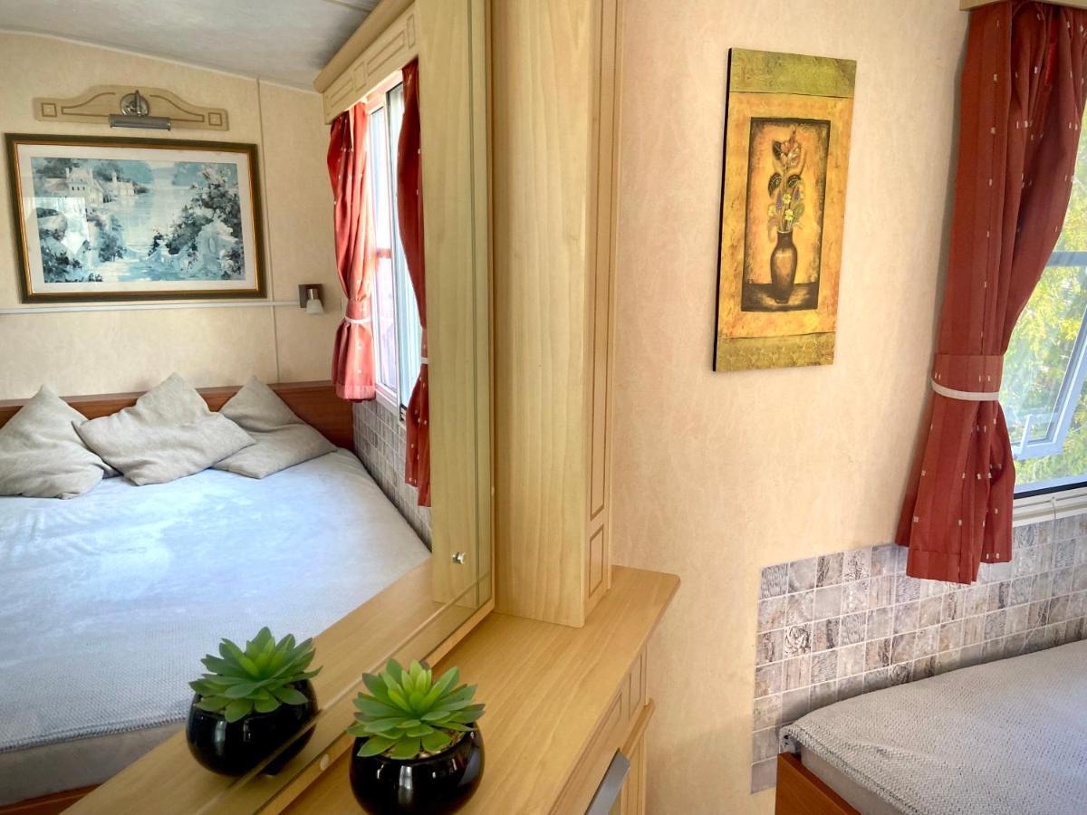 Kisvakond Vendeghaz Apartment Jeno Exterior foto