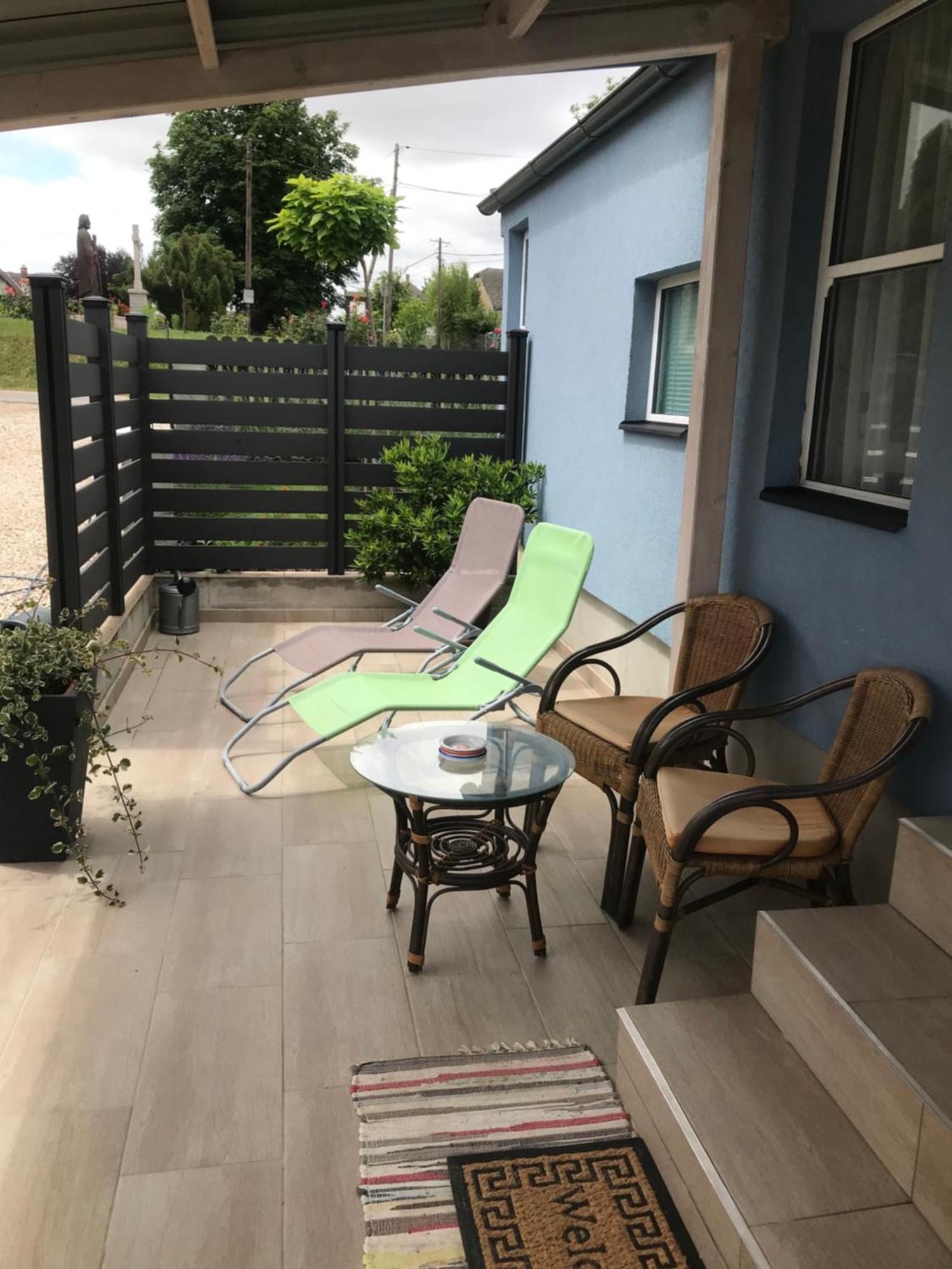 Kisvakond Vendeghaz Apartment Jeno Exterior foto